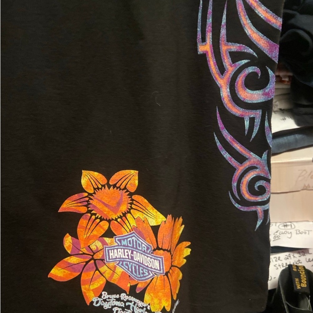 Harley-Davidson Black Tee with Purple and Orange Graphic - Picture 4 of 4